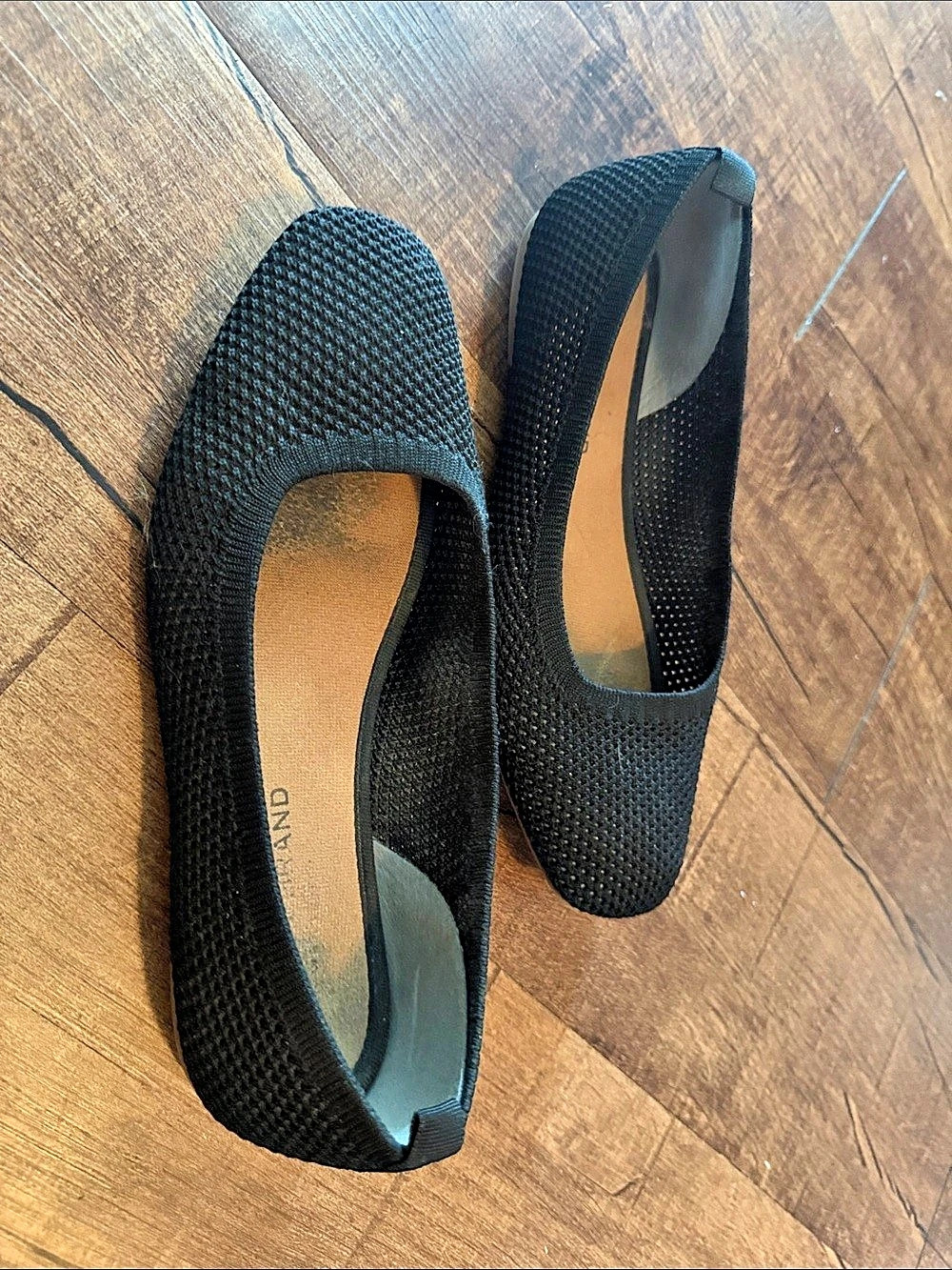 Lucky Brand Textured Flats in Black